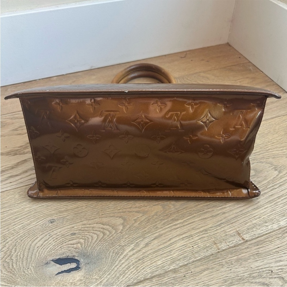 LV🤎FORSYTH BRONZE MONOGRAMMED VERNIS - Picture 9 of 13